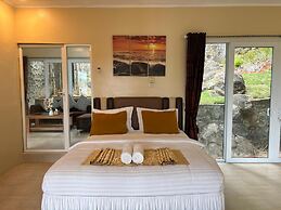 The Hawk's Nest Resort