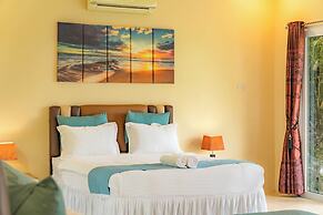 The Hawk's Nest Resort