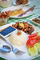 The Hawk's Nest Resort