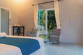 The Hawk's Nest Resort