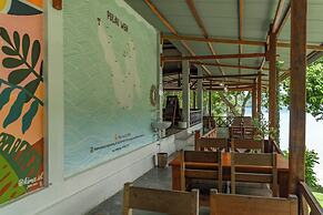 The Hawk's Nest Resort