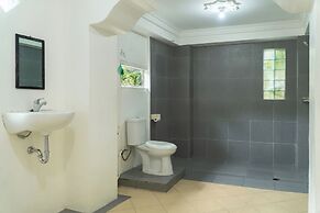 The Hawk's Nest Resort