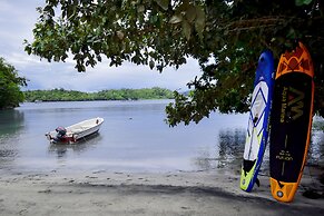 The Hawk's Nest Resort