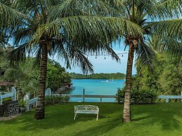 The Hawk's Nest Resort