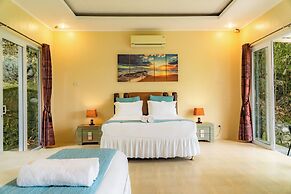 The Hawk's Nest Resort