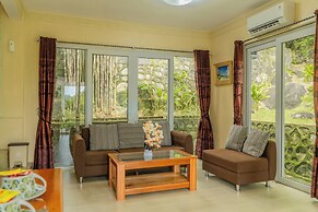 The Hawk's Nest Resort