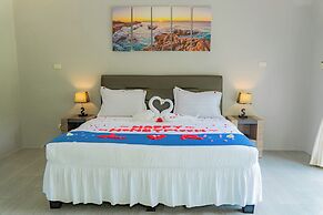 The Hawk's Nest Resort