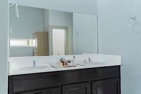 The Hawk's Nest Resort