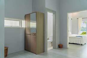 The Hawk's Nest Resort