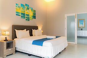 The Hawk's Nest Resort