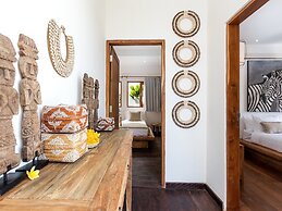 Villa Metisse by Villa Finder