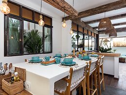 Villa Metisse by Villa Finder