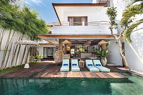 Villa Metisse by Villa Finder