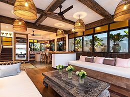 Villa Metisse by Villa Finder