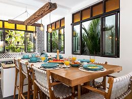 Villa Metisse by Villa Finder