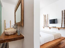 Villa Metisse by Villa Finder