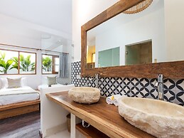 Villa Metisse by Villa Finder