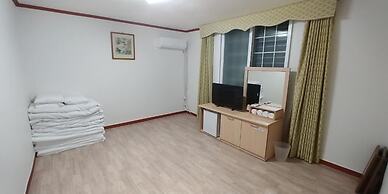 THE RED HOUSE - Hostel