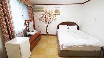 THE RED HOUSE - Hostel