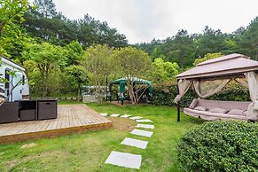 MovingCastle RV Camping