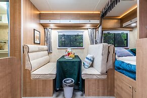 MovingCastle RV Camping