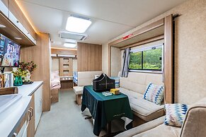 MovingCastle RV Camping