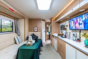 MovingCastle RV Camping