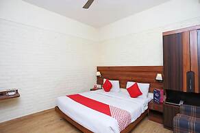 FabHotel The Townhouse