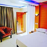 Glory Holiday Resort