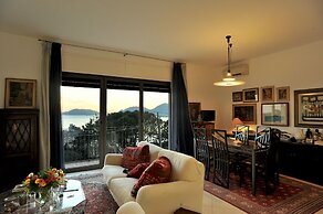 Il Golfo Artisti e Poeti Villa Thea