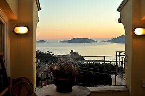 Il Golfo Artisti e Poeti Villa Thea