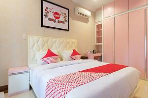 OYO 619 Naufal Guest House Syariah