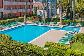 Marina Palace Hotel