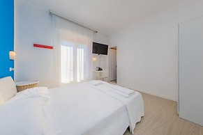 Marina Palace Hotel