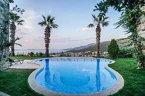 Villa Torba Bay by EvTatilim