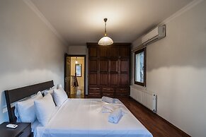 Villa Torba Bay by EvTatilim