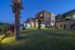 Villa Torba Bay by EvTatilim