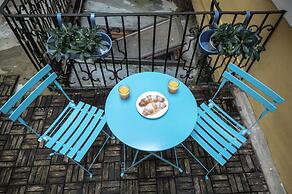 Charles Bridge Economic Hostel