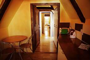 Charles Bridge Economic Hostel