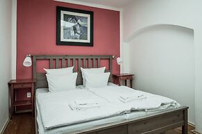 Charles Bridge Economic Hostel