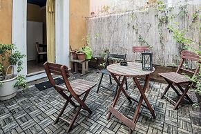 Charles Bridge Economic Hostel