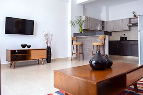 L'Aziz Suites