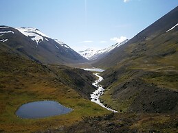 Stóra Sandfell Rooms and Cottages