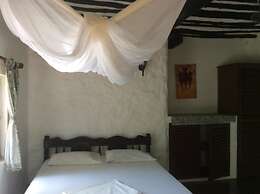 Diani Banda Cottages