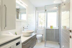 Lux Private Guest Suite Superb Location