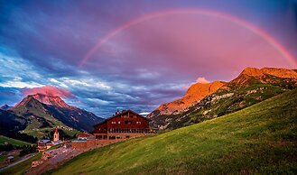 AlpenParks Hotel & Apartment Arlberg Warth