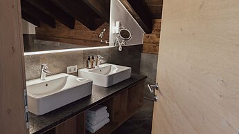 AlpenParks Hotel & Apartment Arlberg Warth