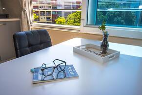 Brand New Suite next to Palace & Beach