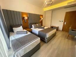 Ruwais Hotel