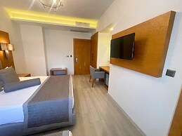Ruwais Hotel